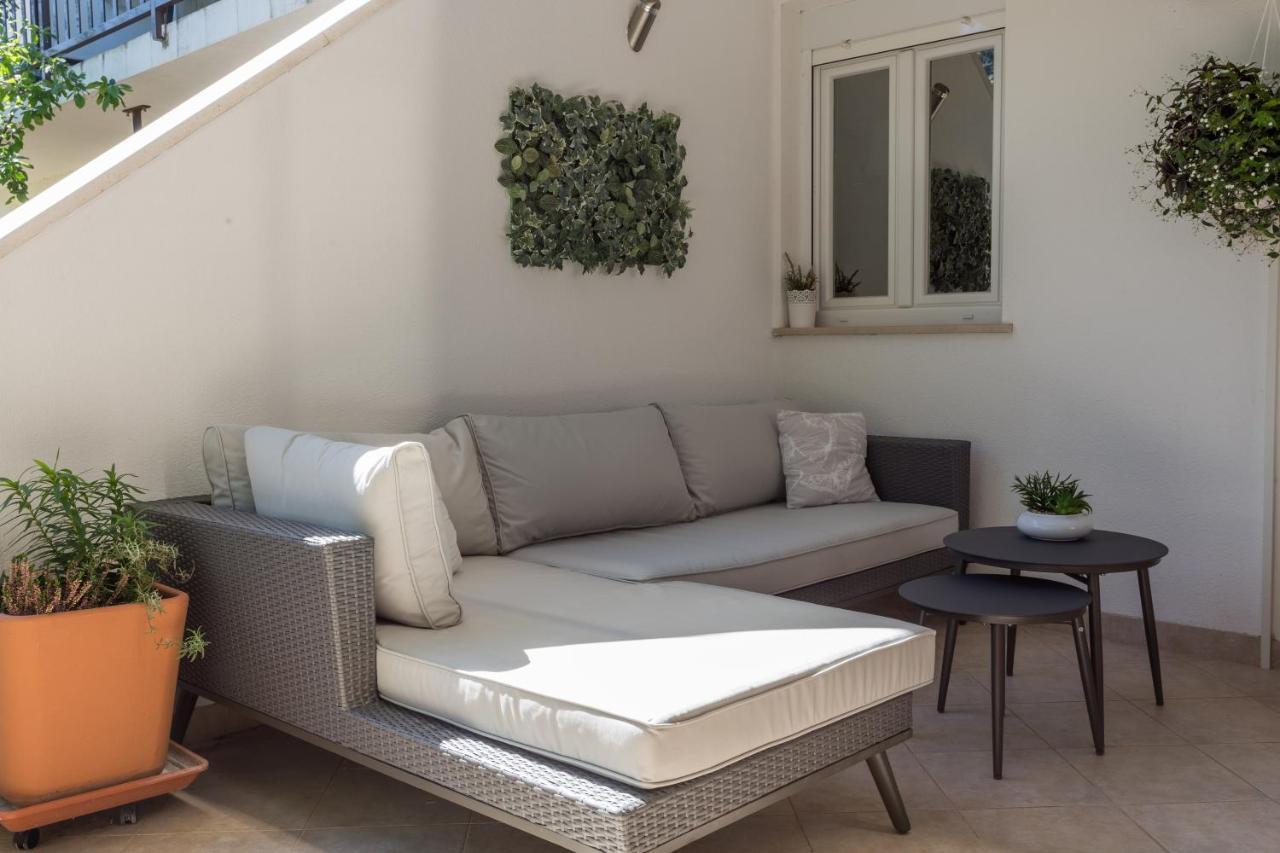 Mamma Mia Apartments-City Center Хвар Екстер'єр фото