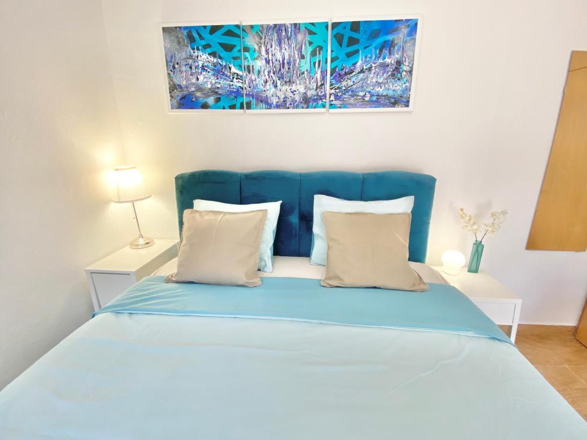 Mamma Mia Apartments-City Center Хвар Екстер'єр фото