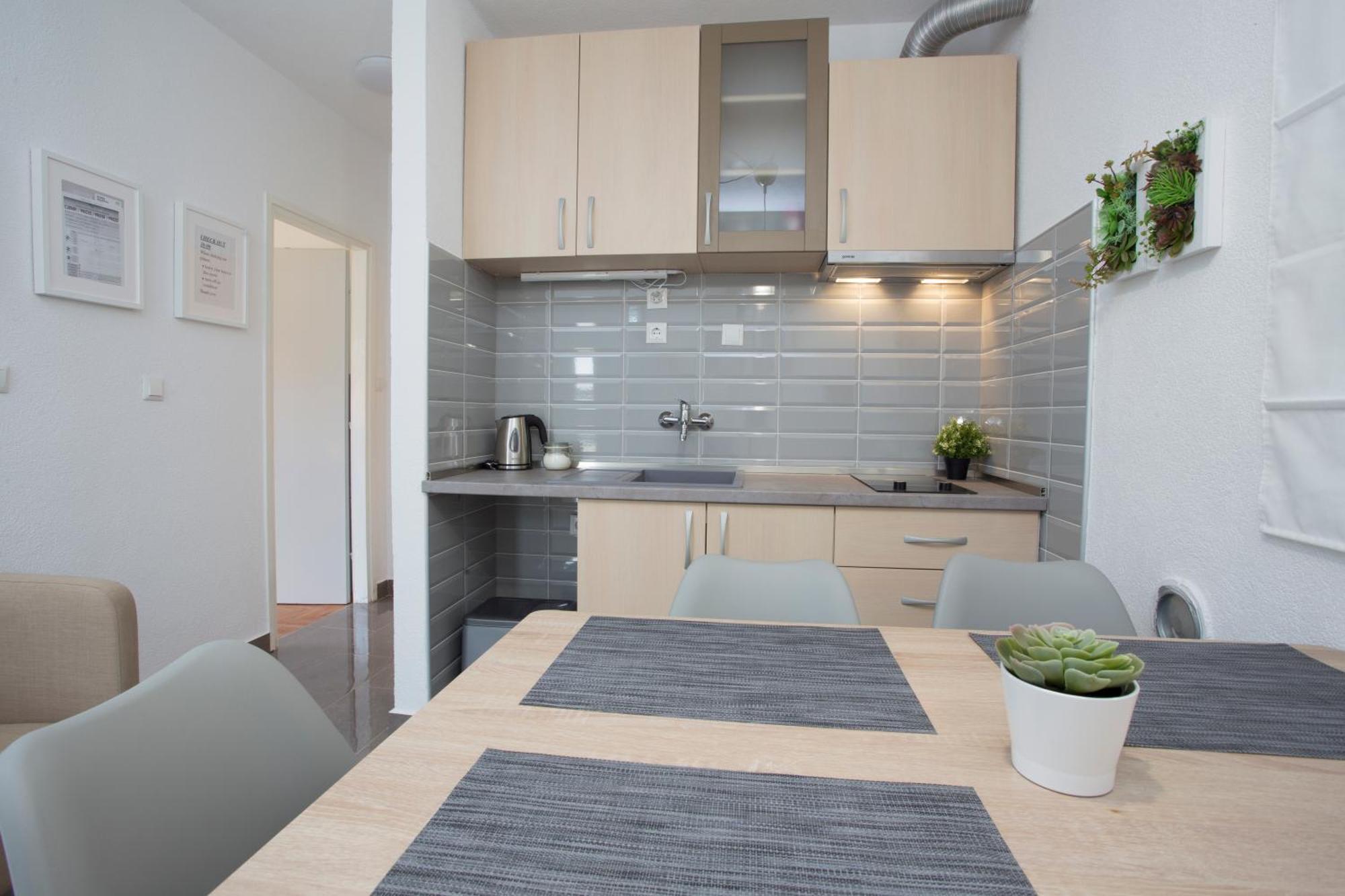 Mamma Mia Apartments-City Center Хвар Екстер'єр фото